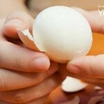 Ăn trứng có nổi mụn không? Bị mụn nhọt có ăn trứng được không?