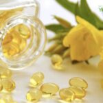 Uống tinh dầu hoa anh thảo bị nổi mụn: Nguyên nhân, cách điều trị!