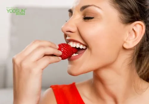 dâu tây trị mụn 